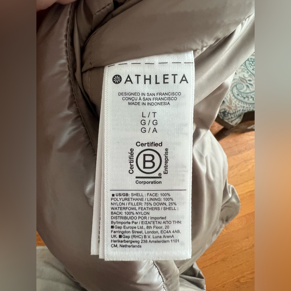 Athleta puffy down vest L large gray pewter EUC - Picture 3 of 4